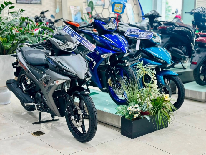 Gi&aacute; xăng dầu h&ocirc;m nay 23/7: E10 v&agrave; RON 92 giảm hơn 10.000 - 11.000 đồng, bảng gi&aacute; đầy b&igrave;nh c&aacute;c mẫu xe c&ocirc;n tay 150 - 155cc ảnh 3
