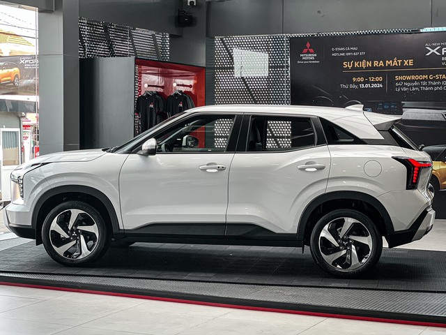 Gi&aacute; xăng dầu trưa 21/7: RON 92 v&agrave; E10 s&aacute;t sạt mức &lsquo;đ&aacute;y&rsquo;, dầu diesel tụt 21.000 đồng/l&iacute;t, gi&aacute; lăn b&aacute;nh Mitsubishi Xforce ảnh 3