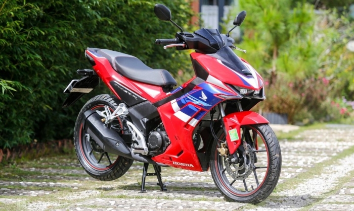 Gi&aacute; xăng dầu chiều nay 15/8: Xăng E10 v&agrave; RON 92 li&ecirc;n tục giảm, c&aacute;ch đ&aacute;y 2.000 đồng, gi&aacute; đầy b&igrave;nh xe c&ocirc;n tay 150-155cc ảnh 3