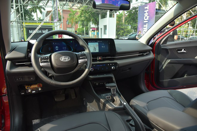 Gi&aacute; xăng dầu trưa 11/8: Dầu diesel s&aacute;t đ&aacute;y, xăng RON 92 v&agrave; E10 rẻ hơn đỉnh 8.300-9.000 đồng, gi&aacute; lăn b&aacute;nh Hyundai Accent ảnh 5