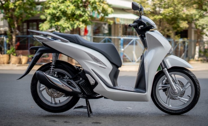 Gi&aacute; xăng dầu h&ocirc;m nay 23/8: Xăng RON 92 'rẻ như rau', E10 giảm 2.700 đồng sẽ thủng đ&aacute;y, gi&aacute; đầy b&igrave;nh xe ga 150-160cc ảnh 2