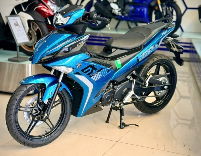 Gi&aacute; xăng dầu trưa nay 18/8: Dầu diesel &aacute;p s&aacute;t đ&aacute;y, xăng RON 92 v&agrave; E10 đ&atilde; &lsquo;rẻ như rau&rsquo;, gi&aacute; đầy b&igrave;nh xe c&ocirc;n tay 150-155cc ảnh 2