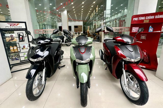 Gi&aacute; xăng dầu h&ocirc;m nay 28/8: Xăng E10 RON 95 lao dốc, E5 RON 92 giảm về c&aacute;ch đ&aacute;y 2.572 đồng, gi&aacute; đầy b&igrave;nh xe ga 150-160cc ảnh 3