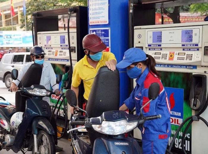 Gi&aacute; xăng dầu chiều nay 8/9: Xăng E10 cao hơn đ&aacute;y 3.267 đồng, RON 92 c&oacute; về 17.000 đồng/l&iacute;t? Gi&aacute; đầy b&igrave;nh xe ga 150-160cc ảnh 1