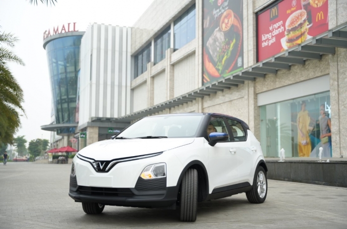 Gi&aacute; xăng dầu h&ocirc;m nay 11/9: Dầu diesel tăng cao, xăng E10 v&agrave; RON 92 c&aacute;ch đ&aacute;y hơn 4.500 đồng, gi&aacute; lăn b&aacute;nh VinFast VF 5 ảnh 3