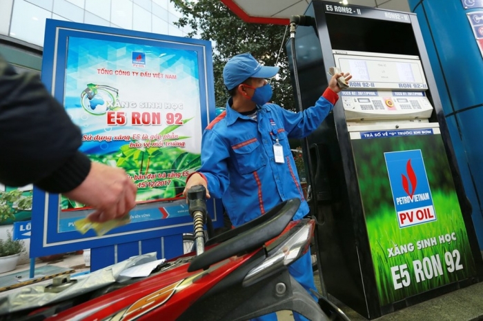 Gi&aacute; xăng dầu chiều nay 19/9: Xăng E10 RON 95 l&ecirc;n 25.630 đồng/l&iacute;t, E5 RON 92 sắp &lsquo;đụng trần&rsquo;, gi&aacute; đầy b&igrave;nh c&aacute;c mẫu xe số ảnh 1