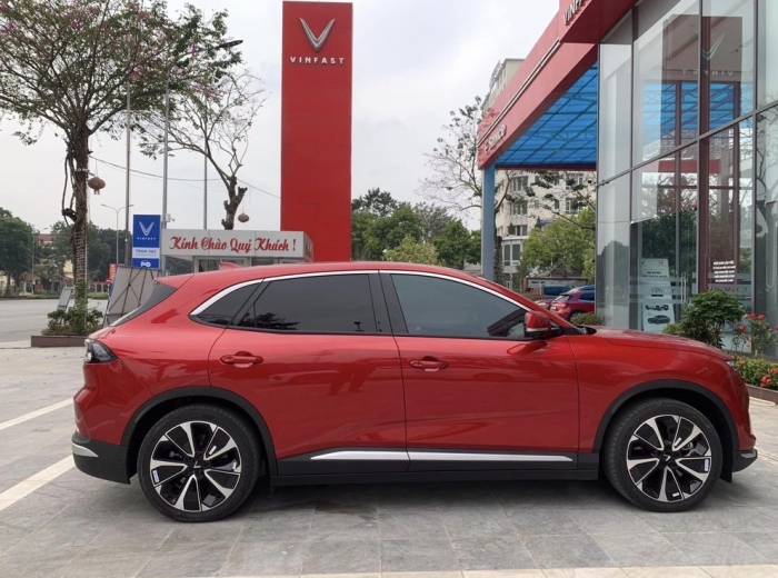 Gi&aacute; xăng dầu tối 7/9: Dầu diesel &lsquo;rẻ b&egrave;o&rsquo;, E10 v&agrave; RON 92 &lsquo;s&aacute;ng cửa&rsquo; về dưới 18.000 đồng/l&iacute;t? Gi&aacute; lăn b&aacute;nh VinFast VF 8 ảnh 4