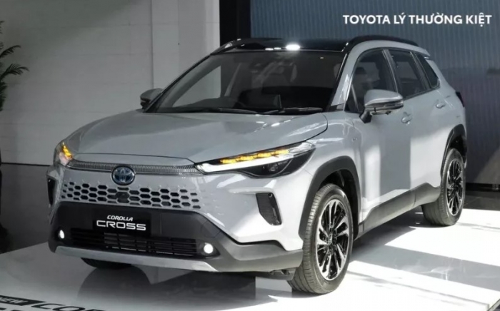 Gi&aacute; xăng dầu trưa nay 16/9: E10 v&agrave; RON 92 sắp tăng mạnh, dầu diesel vẫn đang rất rẻ, gi&aacute; lăn b&aacute;nh Toyota Corolla Cross ảnh 2