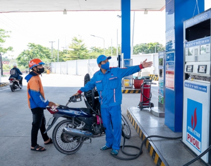 Gi&aacute; xăng dầu trưa 23/9: E10 RON 95 v&agrave; E5 RON 92 &lsquo;rộng cửa&rsquo; về 21.000 đồng/l&iacute;t, dầu diesel rẻ? Gi&aacute; đầy b&igrave;nh &ocirc; t&ocirc; Honda ảnh 1