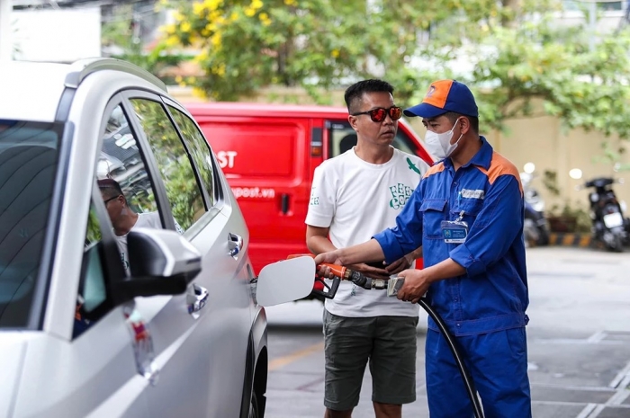 Gi&aacute; xăng dầu trưa nay 25/9: Dầu diesel 30.497 đồng/l&iacute;t, xăng E10 RON 95 v&agrave; E5 RON 92 &lsquo;xa bờ&rsquo;, gi&aacute; đầy b&igrave;nh &ocirc; t&ocirc; Honda ảnh 1