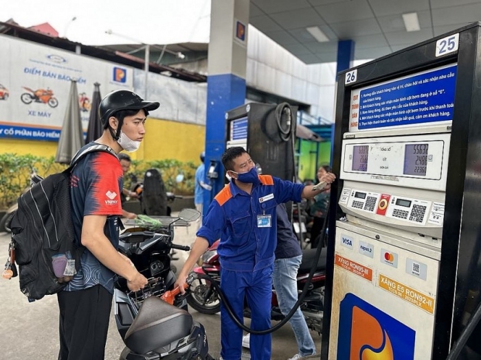 Gi&aacute; xăng dầu tối 29/9: E5 RON 92 v&agrave; E10 RON 95 kỳ tới rất c&oacute; thể xuống gần mốc 20.000 đồng? Gi&aacute; đầy b&igrave;nh xe ga 150-160cc ảnh 1