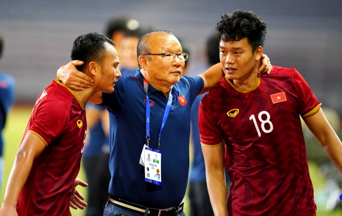 Tin bóng đá tối 20/11: Hà Nội nhận tin vui trước đại chiến HAGL ở Cúp QG; World Cup 2022 khởi tranh