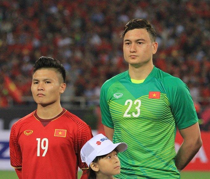 Tin bóng đá Việt Nam 17/8: Quang Hải được Pau FC 'giải thoát'; ĐT Việt Nam sắp đón 2 sao Việt kiều?