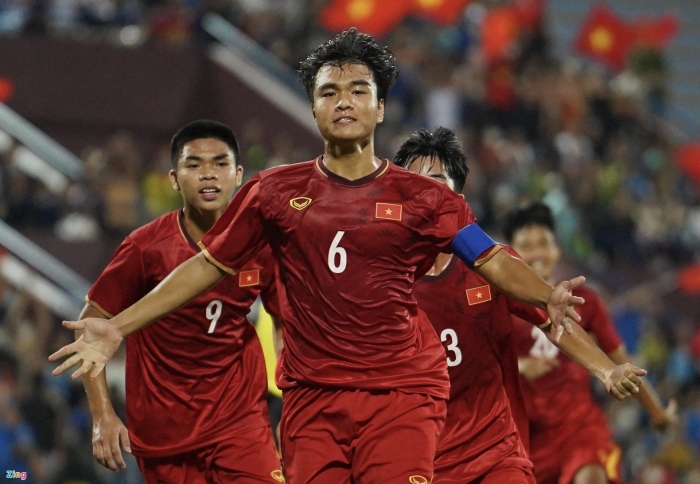 Tin bóng đá tối 10/10: ĐT Việt Nam hưởng lợi nhờ quyết định lịch sử của AFC