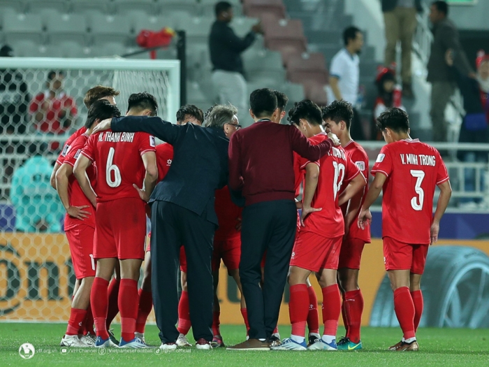 Tin bóng đá tối 3/3: Huỳnh Như tạo địa chấn ở Lank FC; ĐT Việt Nam đứng trước 'bước ngoặt lịch sử'