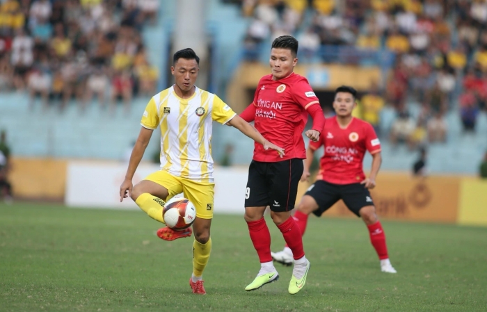 Tin bóng đá tối 4/4: VFF tạo thay đổi bước ngoặt cho ĐT Việt Nam; Quang Hải chia tay CLB CAHN?