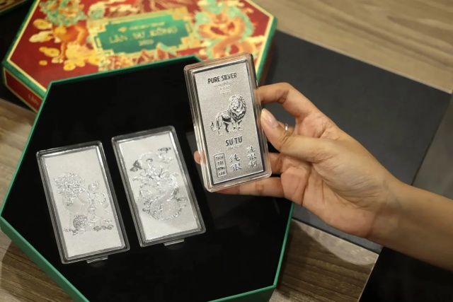 bạc 2s