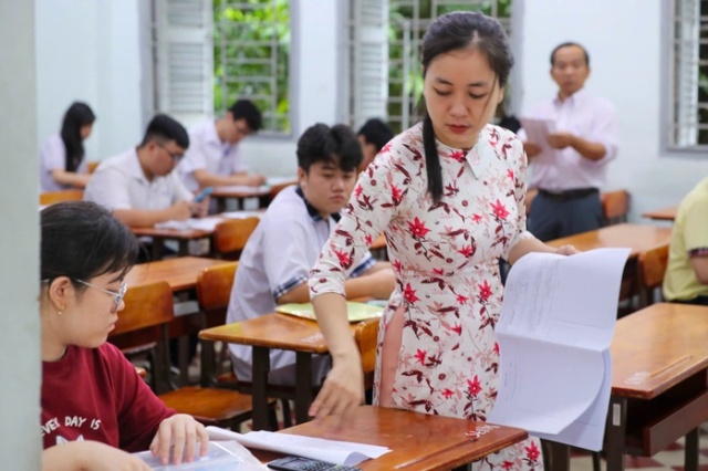 đề 2s