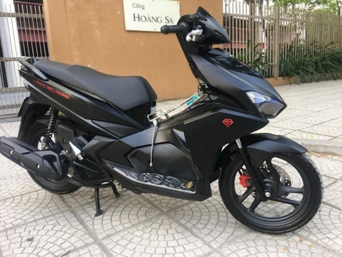 Honda Air Blade 2019 bản đen mờ liệu có đáng tiền trong bối cảnh đội giá như hiện nay?