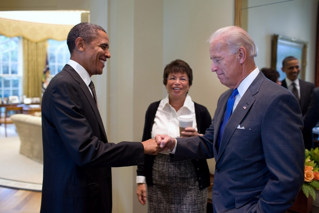 Chưa chính thức đắc cử Tổng thống, Joe Biden đã bắt đầu... bổ nhiệm quan chức Nhà Trắng tương lai ảnh 1