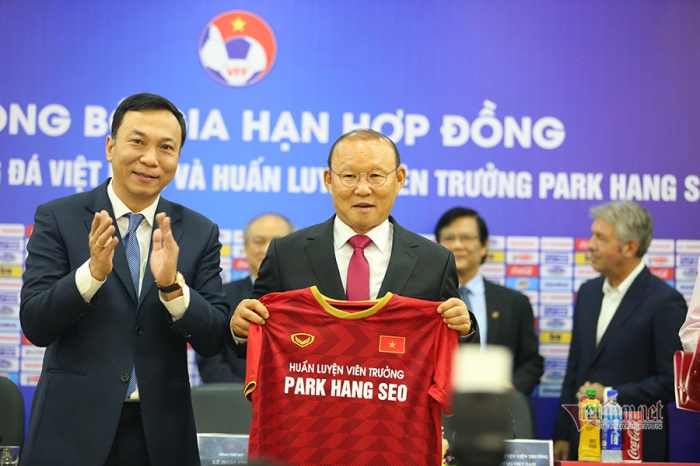 HLV Park Hang Seo đã gia hạn hợp đồng với VFF, mức lương được giữ nguyên?