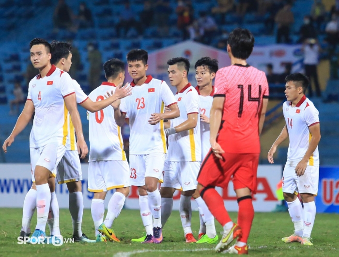 Gạch tên người hùng U23 Việt Nam, HLV Park trao cơ hội cho đàn em Hoàng Đức đá chính ở SEA Games 31?