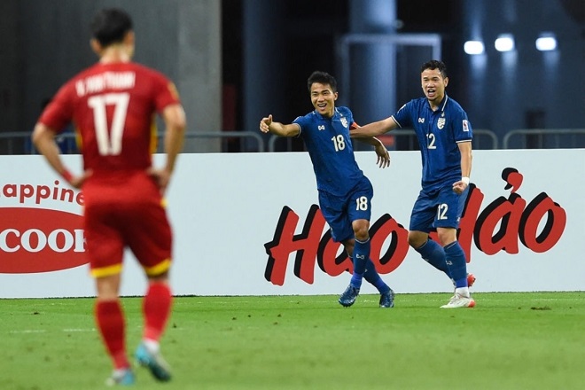 Thái Lan nhận hung tin: Tiền đạo 'đẳng cấp hơn Chanathip' chấn thương nặng, vắng mặt ở AFF Cup 2022