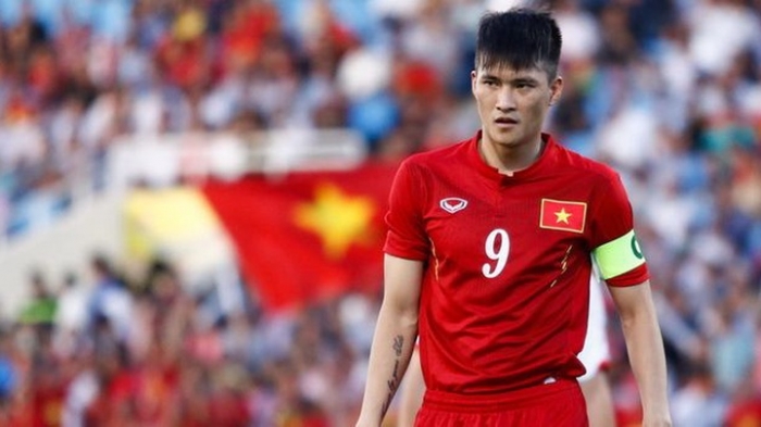 Gây thất vọng tại Pau FC, Quang Hải bị so sánh với 'cầu thủ bị ghét nhất lịch sử Đội tuyển Việt Nam'