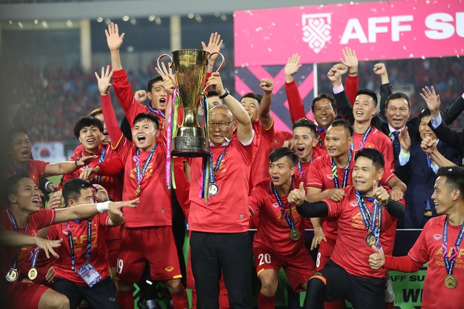 Thái Lan mất gần cả đội hình, tự tay 'dâng' chức vô địch AFF Cup 2022 cho HLV Park và ĐT Việt Nam