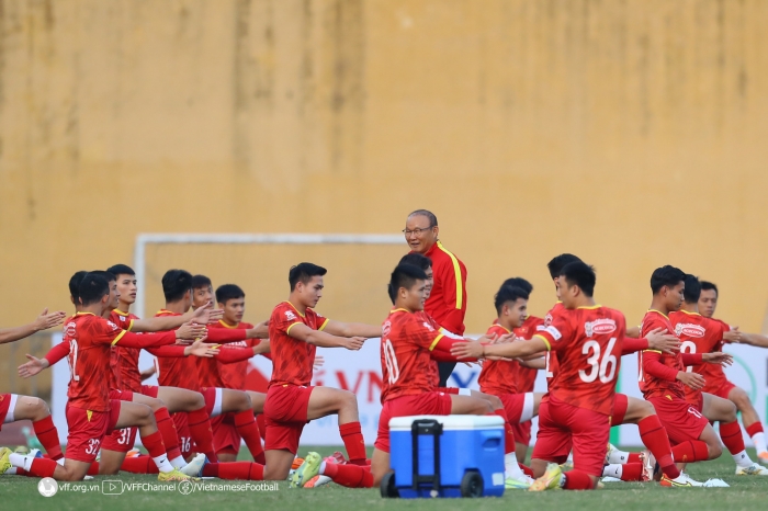 HLV Park khéo léo 'lách luật', danh sách Đội tuyển Việt Nam dự AFF Cup 2022 có quân số đông bất ngờ