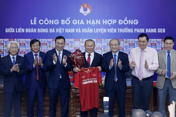 Khẳng định AFF Cup 2022 không phải lần cuối dẫn dắt ĐT Việt Nam, HLV Park ngầm tỏ ý muốn gia hạn HĐ?