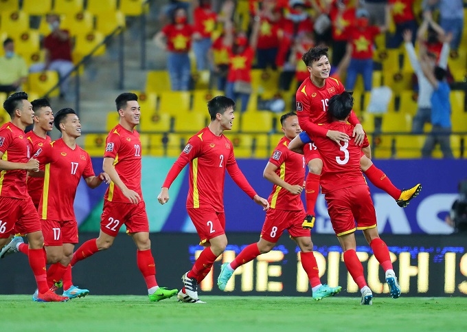Kết quả bóng đá hôm nay 5/1: Bến đỗ châu Âu của Quang Hải gây bất ngờ; Sân cỏ nước Anh dậy sóng