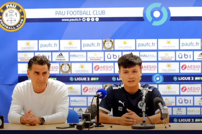 HLV Pau FC chỉ ra 'điểm yếu chí mạng' của Quang Hải: Ngôi sao số 1 ĐT Việt Nam nguy cơ dự bị dài hạn