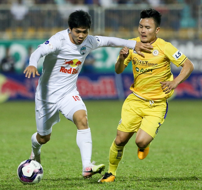 CLB Hà Nội 'mất' Quang Hải giai đoạn đầu V-League 2022, HLV Park lo sốt vó trước vòng loại World Cup