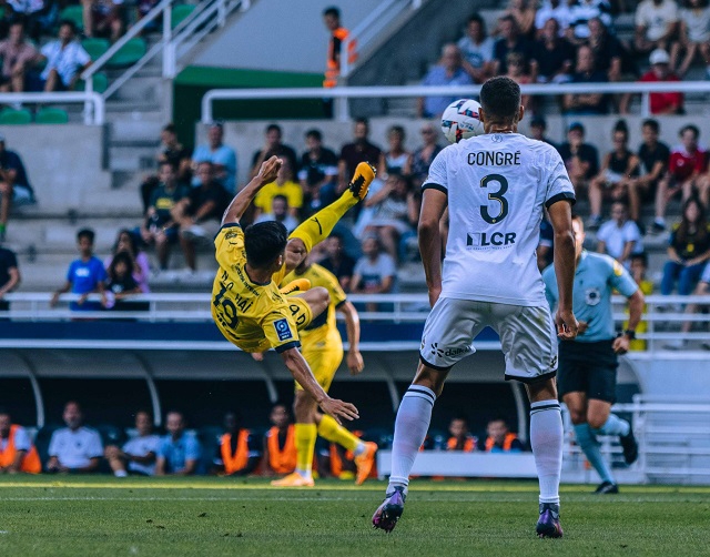 Pau FC ra quyết định gây tranh cãi, Quang Hải nhận cảnh báo đỏ trước trận 'chung kết ngược' Ligue 2?