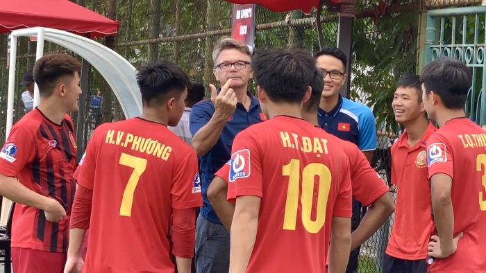 Hé lộ lý do khiến HLV Philippe Troussier 'lật kèo' VFF, chưa ký HĐ thay HLV Park dẫn dắt ĐT Việt Nam