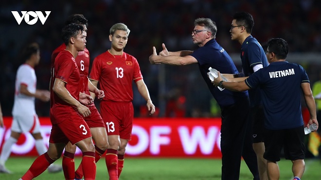 HLV Troussier đón tin vui: ĐT Việt Nam vượt mặt Thái Lan, được FIFA trao đặc quyền dự World Cup 2026
