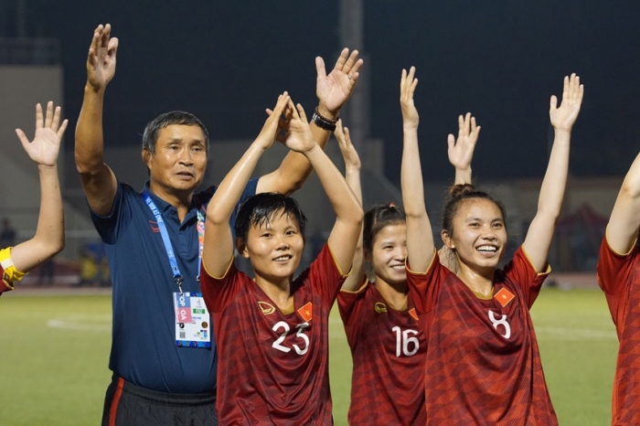 ĐT nữ Việt Nam chính thức nhận lệnh cấm từ FIFA: HLV Mai Đức Chung lên tiếng sát thềm World Cup 2023