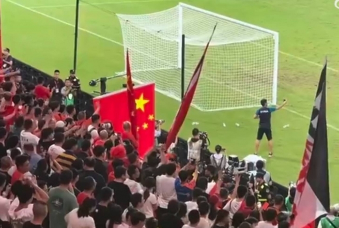 Trước ngày tái đấu ĐT Việt Nam, Trung Quốc sa sút bất ngờ trên BXH FIFA, bị chính CĐV nhà 'tẩy chay'