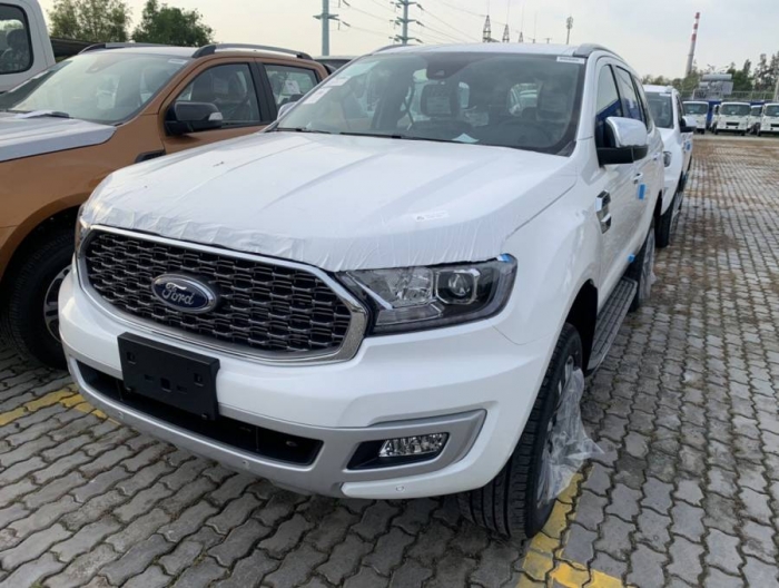 Ford Everest 2021 về đại lý