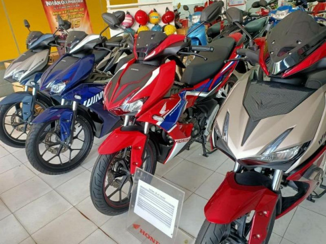 Honda Winner X giảm giá cả chục triệu đồng