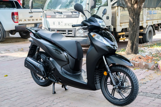 Honda SH 300i giảm giá