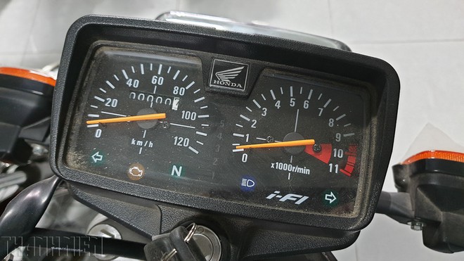 Xe côn tay Honda CG125Fi 2020