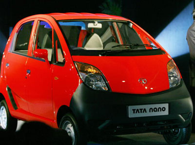 Ô tô rẻ nhất thế giới Tata Nano