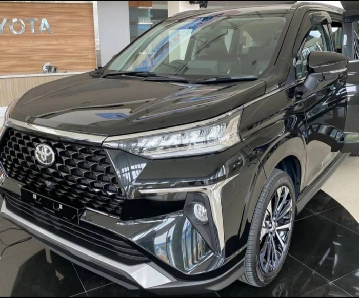 Mẫu MPV cùng nhà với Toyota Innova bất ngờ có mặt tại đại lý, đẹp 'trên cơ' Mitsubishi Xpander