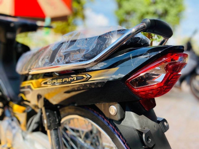 Đại lý hé lộ ngày Honda Dream 2022 về Việt Nam, thiết kế 'xứng tầm' đàn anh Honda Wave Alpha