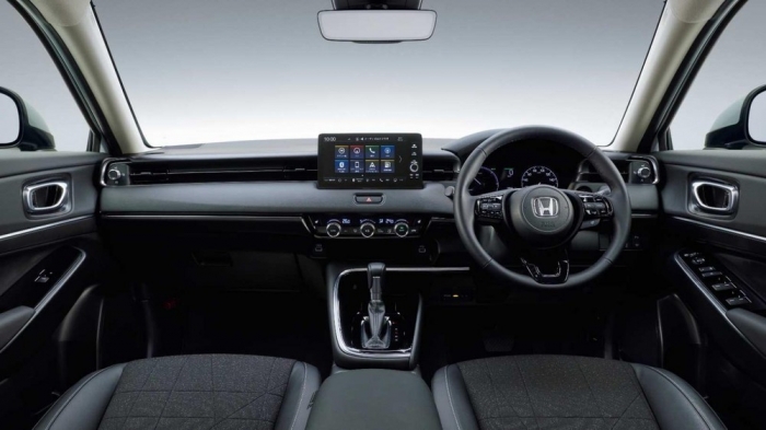Giá xe Honda HR-V giảm kỉ lục tới 150 triệu đồng, dọn kho chuẩn bị đón phiên bản 2022 về nước