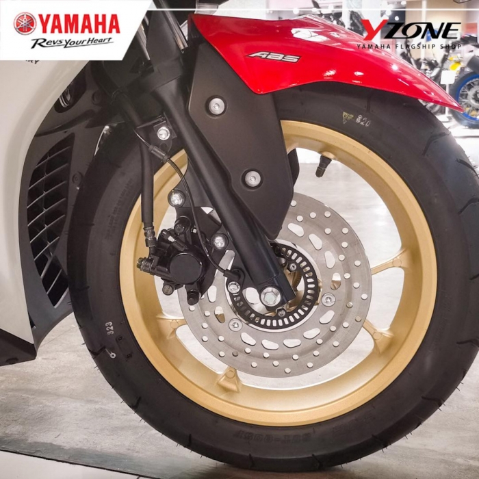 Yamaha Aerox 155 2021 bản giới hạn bất ngờ về đại lý, giá bán khiến Honda Air Blade 'ngỡ ngàng'