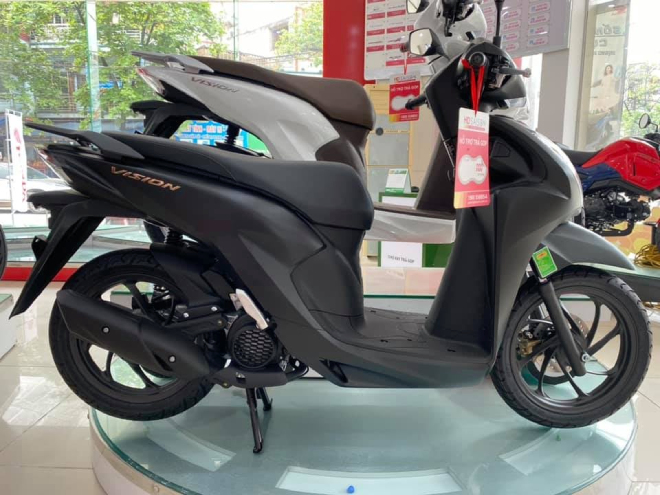 Giá xe Honda Vision 2021 khởi sắc đầu tháng 12, mức chênh khiến khách Việt bất ngờ