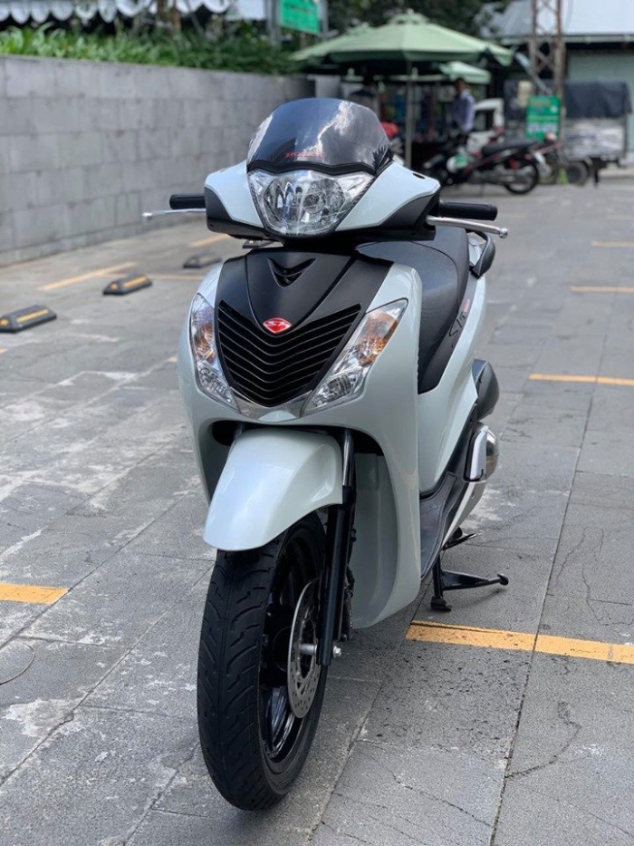 Honda SH 150i nhập Ý